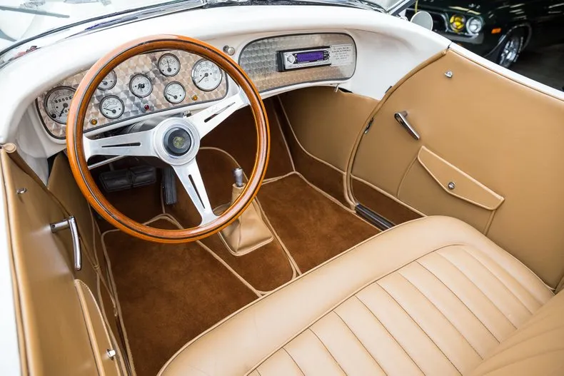 Auburn 876 BoatTail