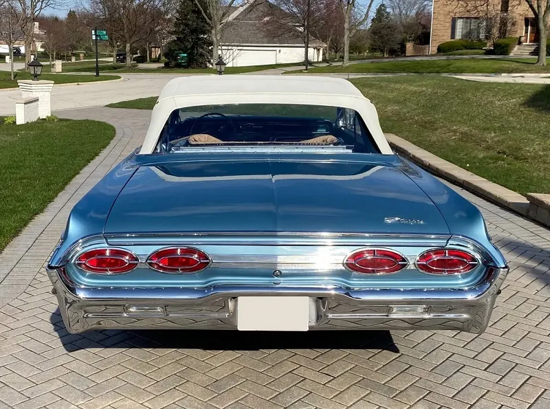 Oldsmobile Starfire