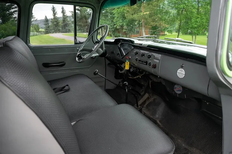 Chevrolet Apache