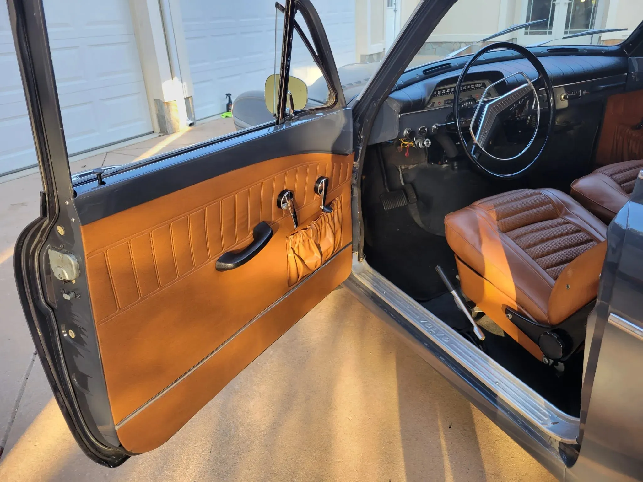 Volvo 122S