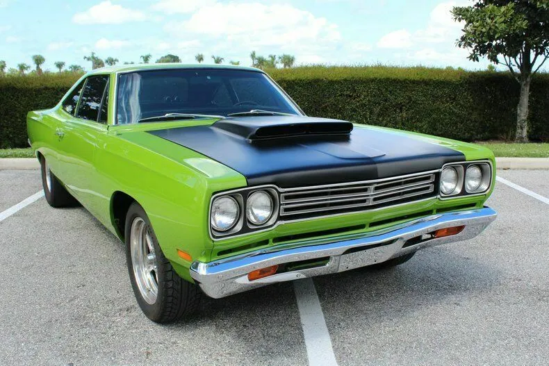 Plymouth Belvedere