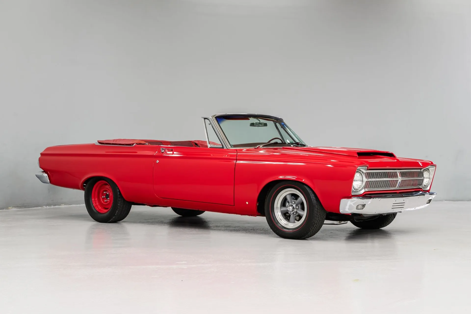 Plymouth Belvedere