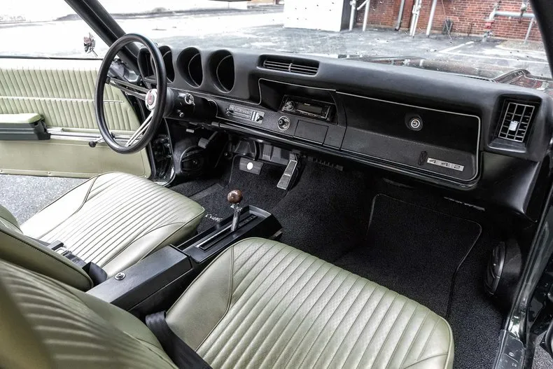 Oldsmobile Cutlass
