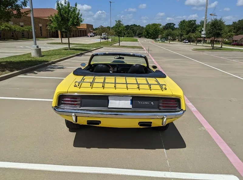 Plymouth Barracuda