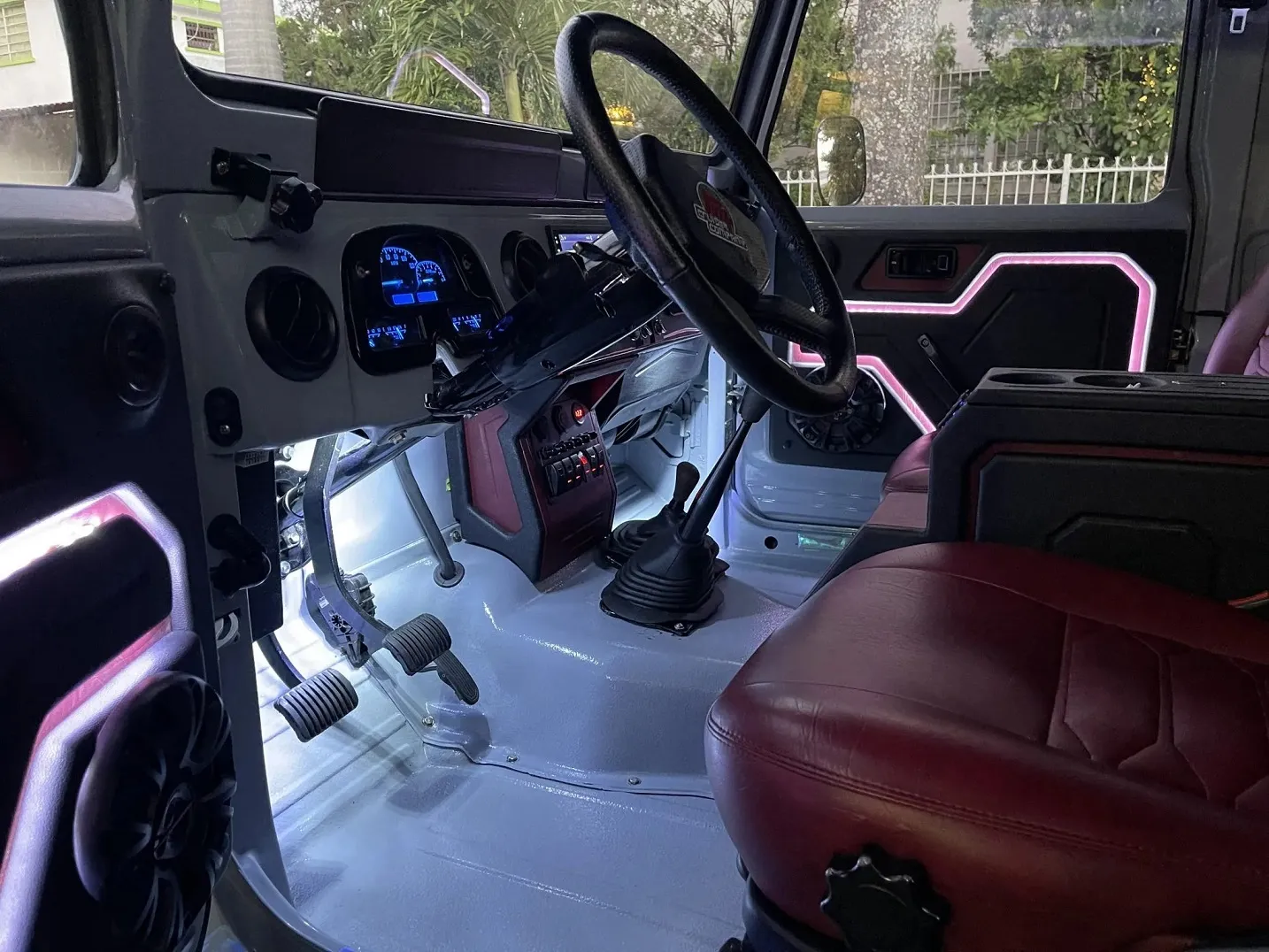 Toyota Land Cruiser FJ40