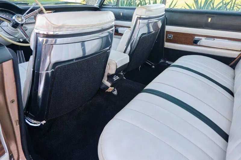Chrysler New Yorker