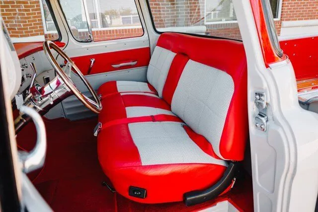 Chevrolet Cameo