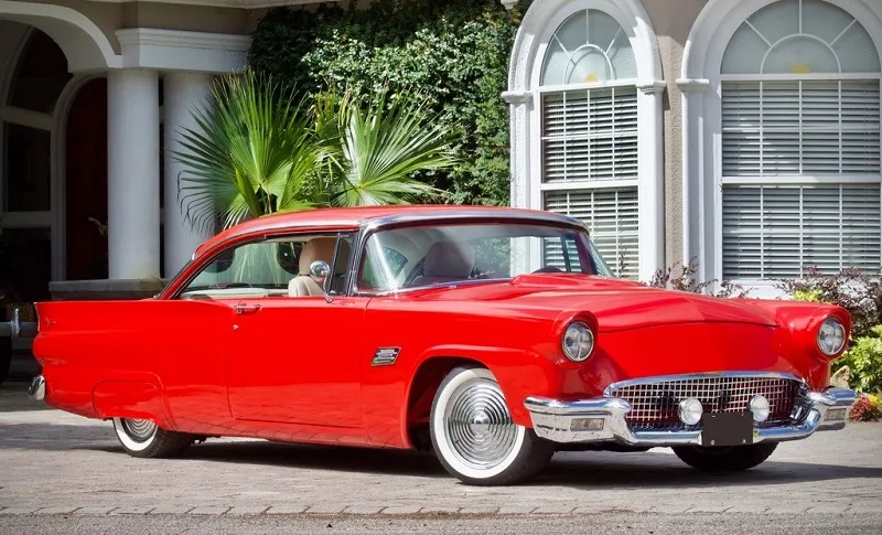 Ford Crown Victoria
