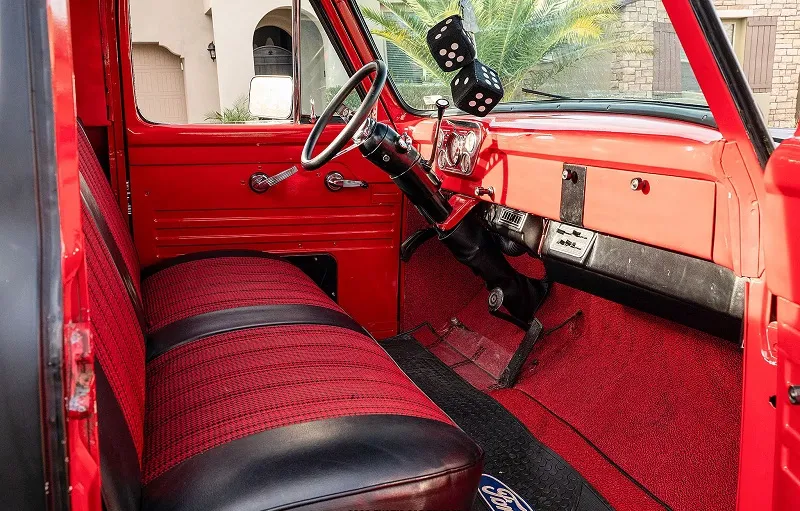 Ford F-100