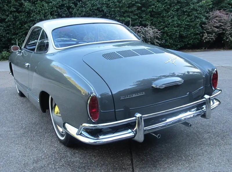 Volkswagen Karmann Ghia