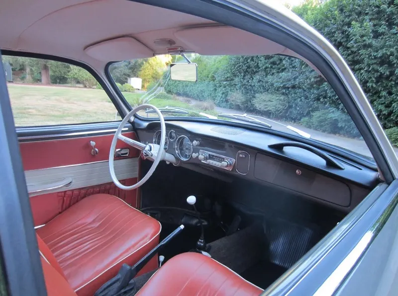 Volkswagen Karmann Ghia