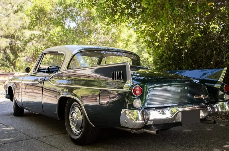 Studebaker Golden Hawk