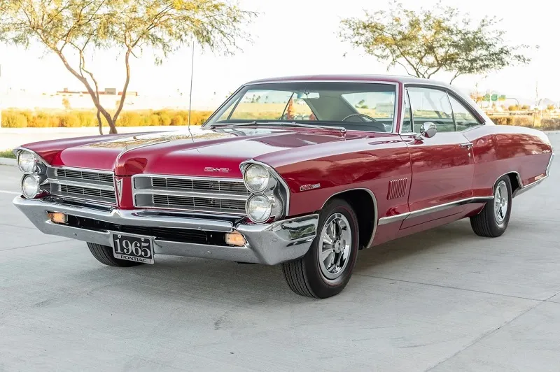 1965 Pontiac Catalina 2+2 Sport Coupe