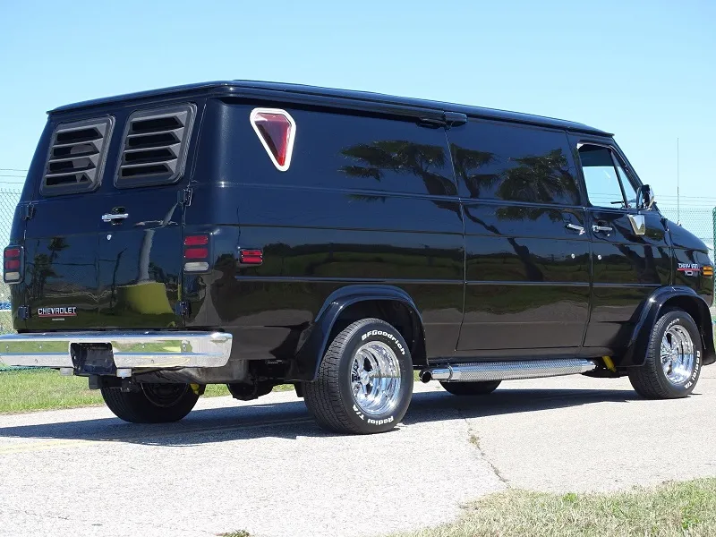 Chevrolet G10