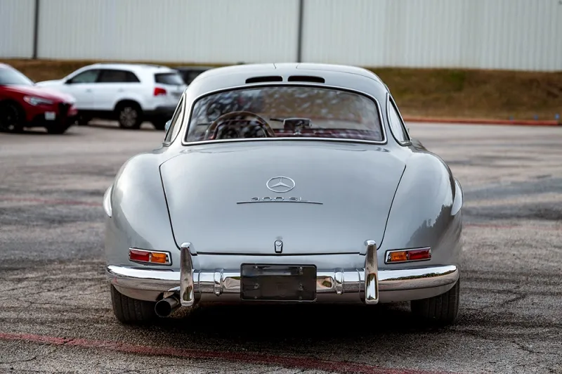 Mercedes-Benz SL-Class