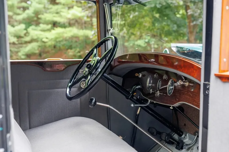 Packard 640
