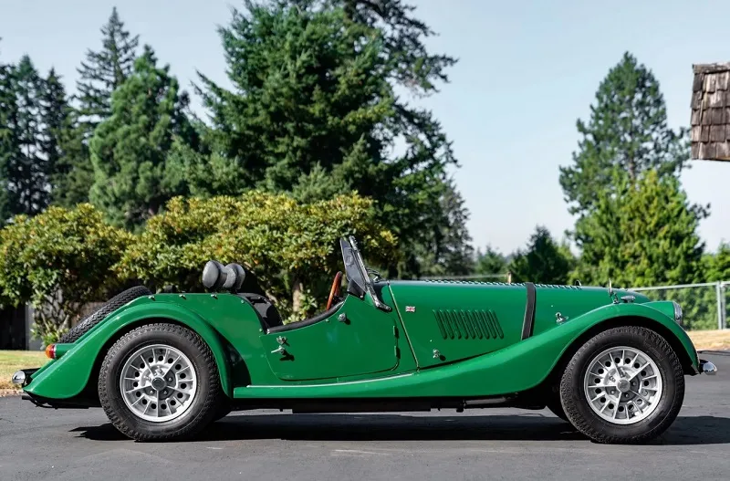 Morgan Plus 8