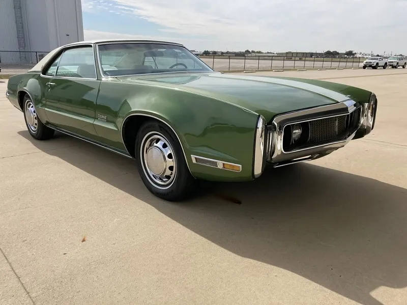 Oldsmobile Toronado