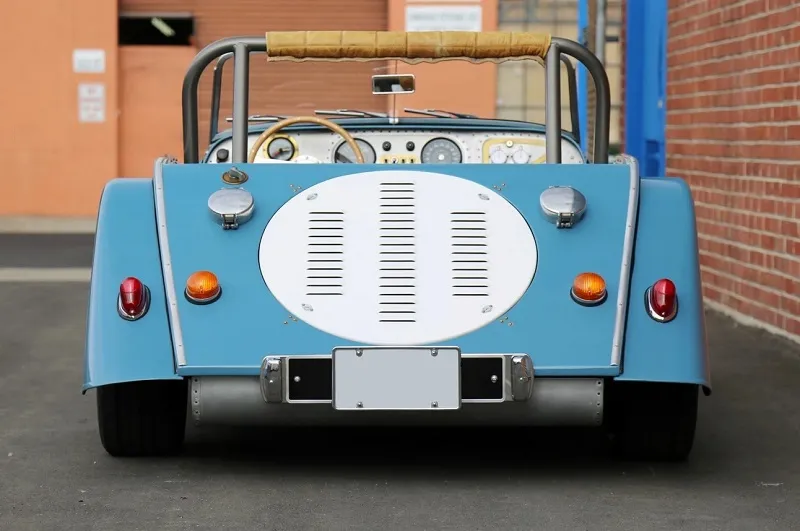 Morgan Plus 8
