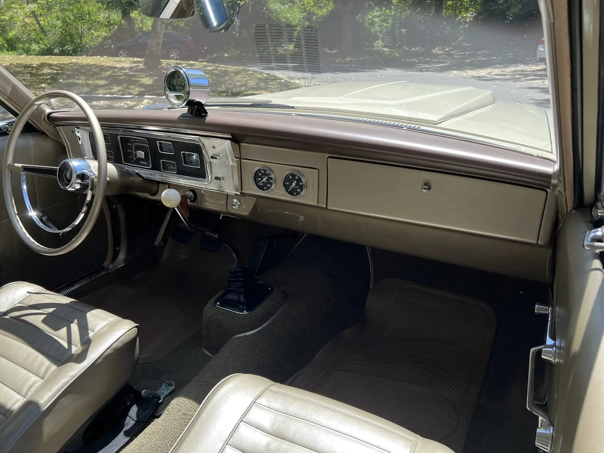 Plymouth Belvedere
