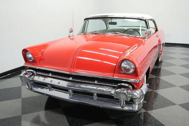1956 Mercury Custom 2 Door Hardtop