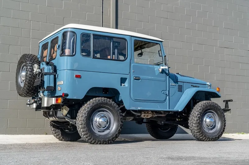 Toyota Land Cruiser